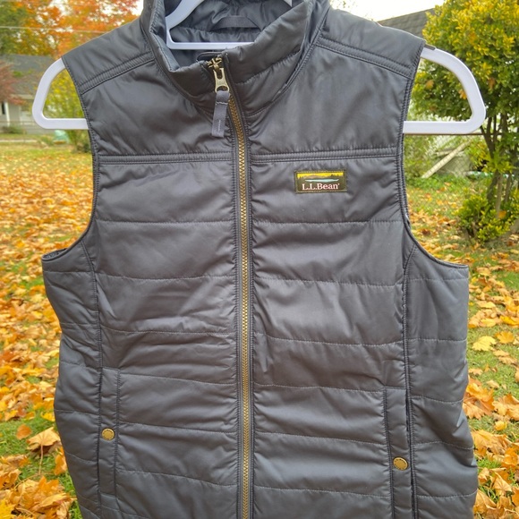 L.L. Bean Jackets & Blazers - LL Bean Women’s Mountain Classic Puffer Vest Gunmetal Grey small petite